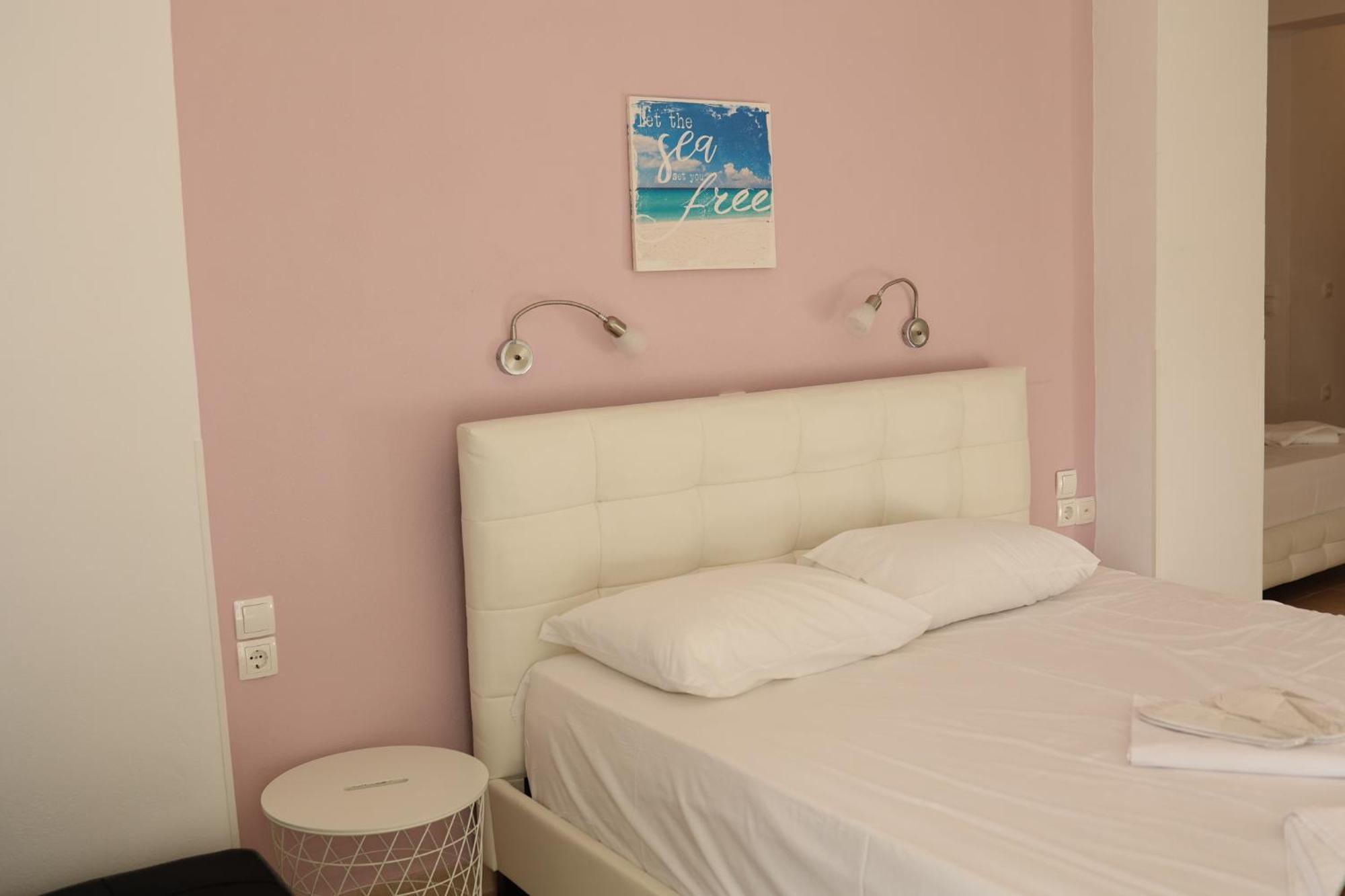 Tsanis Estate Aparthotel Parga Bagian luar foto