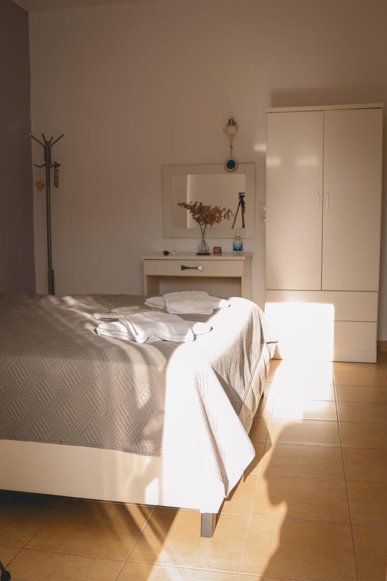 Tsanis Estate Aparthotel Parga Bagian luar foto