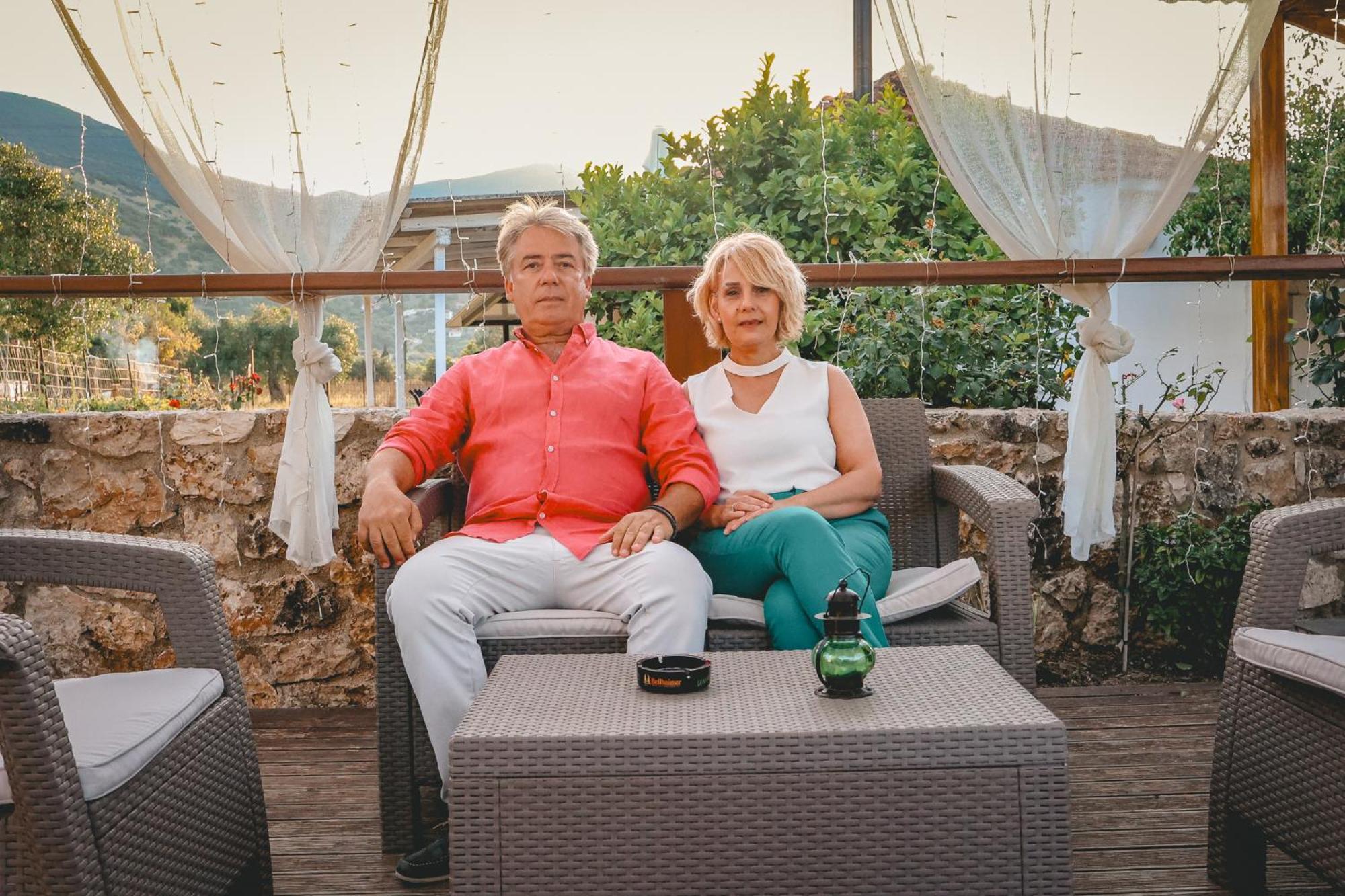 Tsanis Estate Aparthotel Parga Bagian luar foto