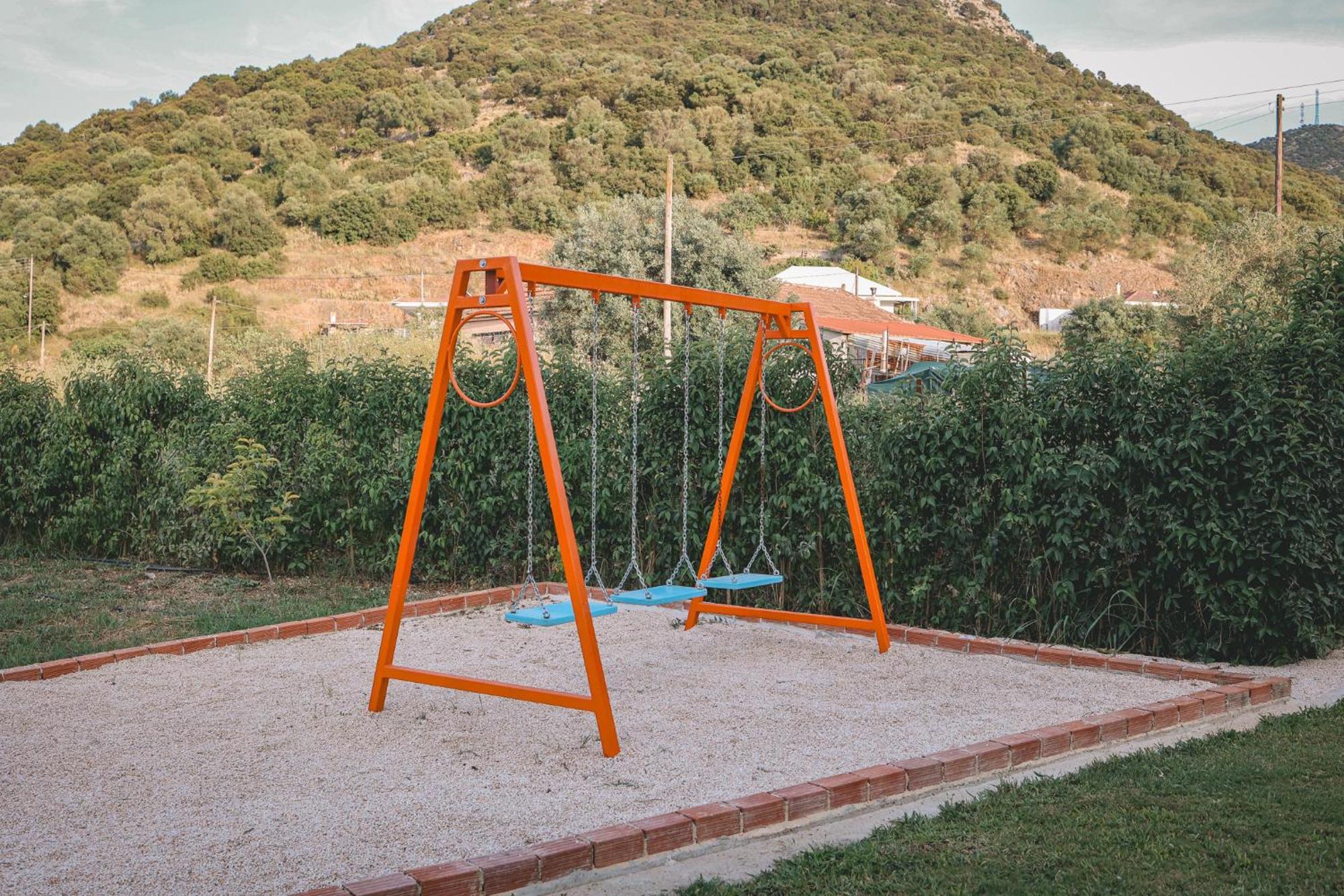 Tsanis Estate Aparthotel Parga Bagian luar foto